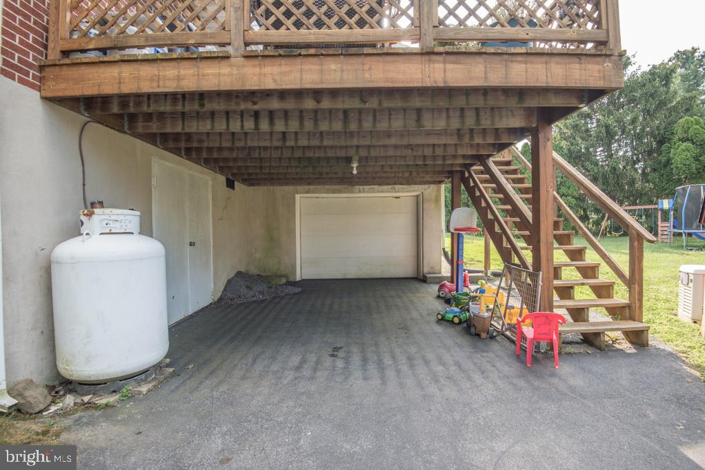 711 East Millport Road Lititz, PA 17543 - Photo 34 of 38