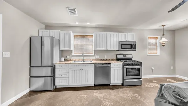 $544,995 | 20531 Farm To Market 4, Lipan, TX 76462