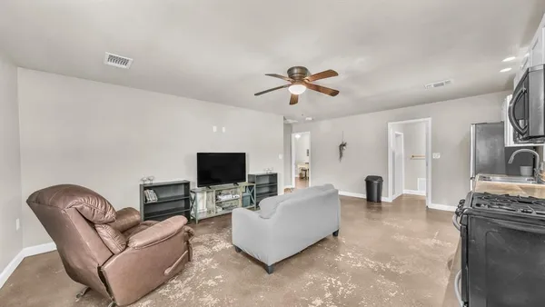 $544,995 | 20531 Farm To Market 4, Lipan, TX 76462