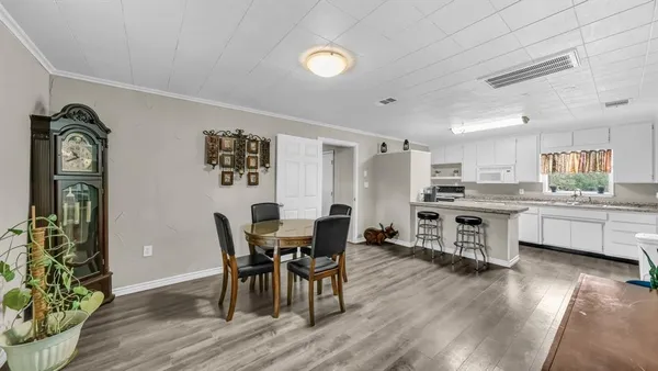 $544,995 | 20531 Farm To Market 4, Lipan, TX 76462