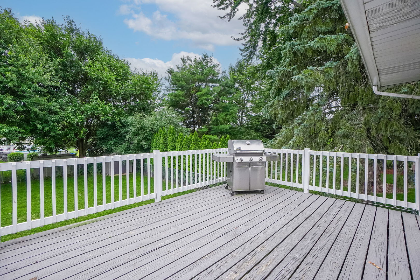 2165 Savannah Road Elgin, IL 60123 - Photo 26 of 27 a view of balcony with wooden floor and fence