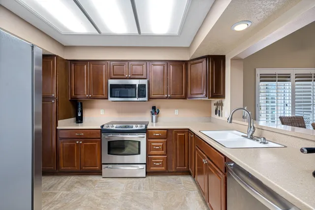 $375,000 | 285 Desert Falls Drive East, Palm Desert, CA 92211