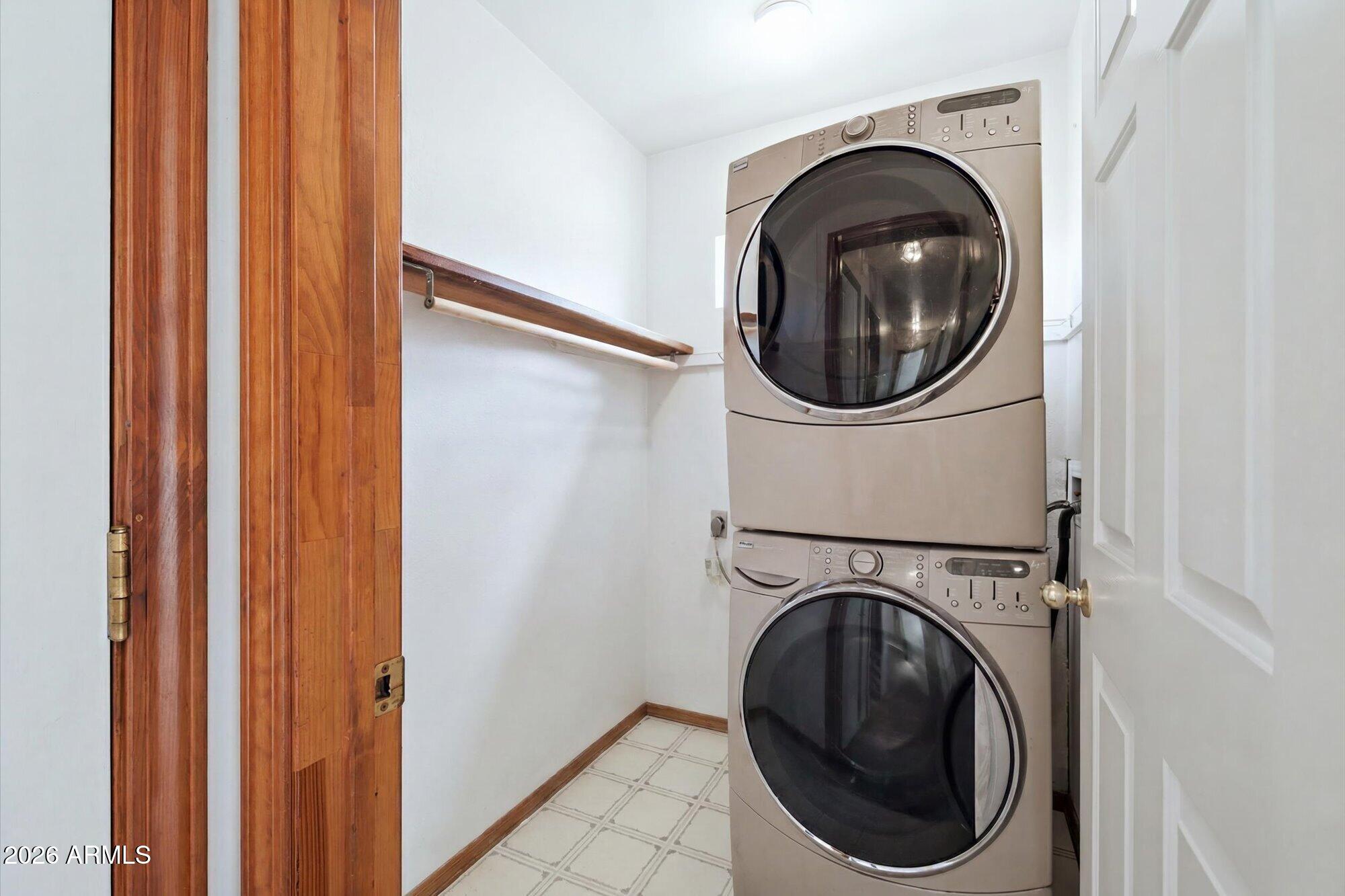 8415 Yakima Road Flagstaff, AZ 86004 - Photo 9 of 36 09-128206612