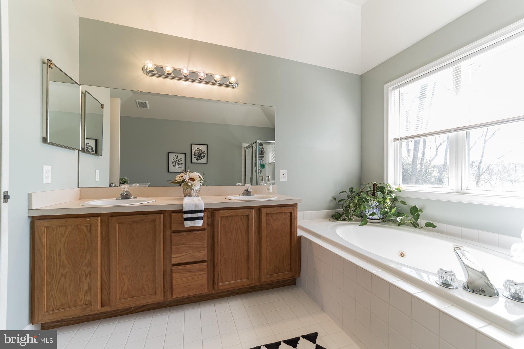 610 Sylvania Road Exton, PA 19341 - Photo 24 of 47 Dual Vanities