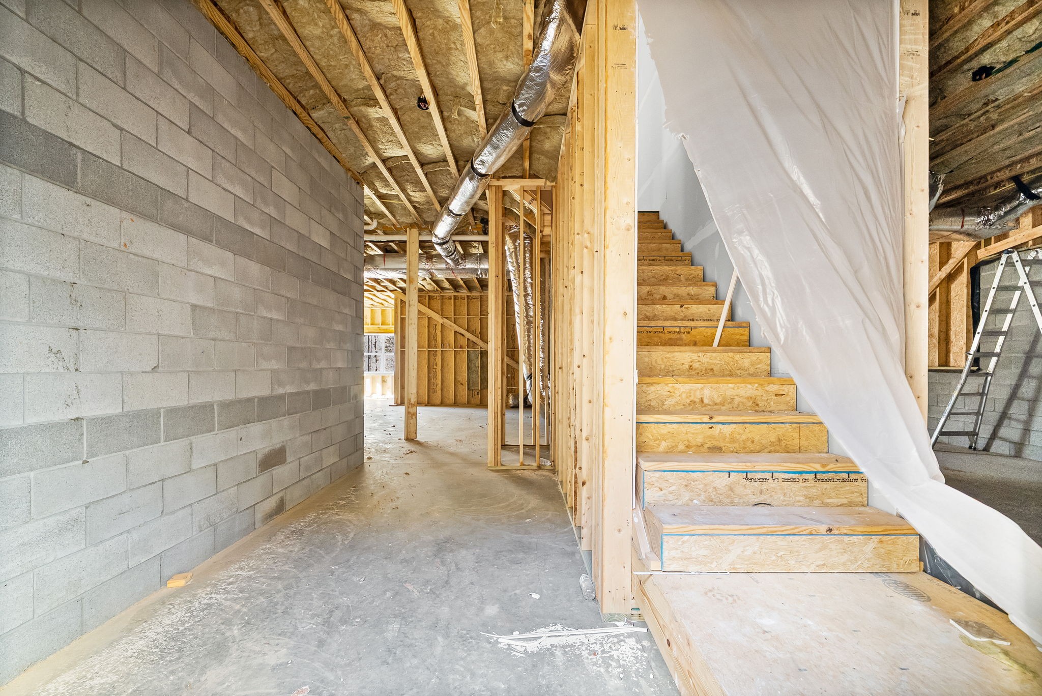 1307 Shady Grove Road Clarksville, TN 37043 - Photo 18 of 24 a view of an entryway