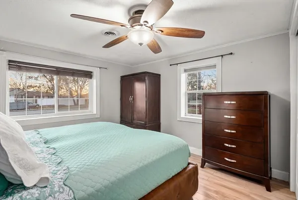 $400,000 | 241 Mendon Road, Attleboro, MA 02703