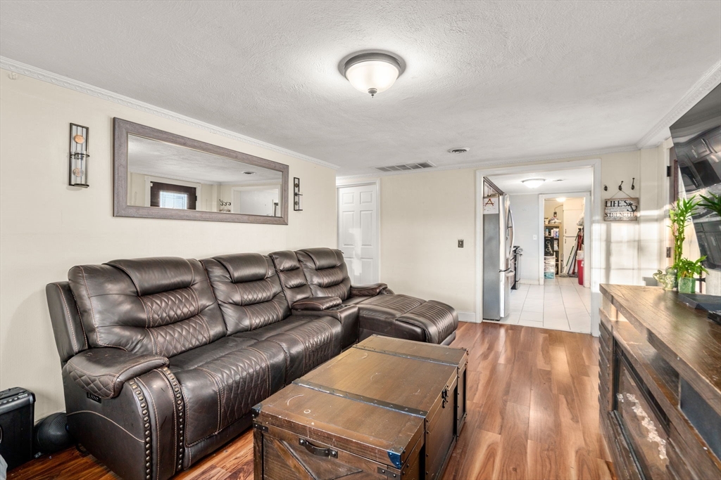 241 Mendon Road Attleboro, MA 02703 - Photo 7 of 22