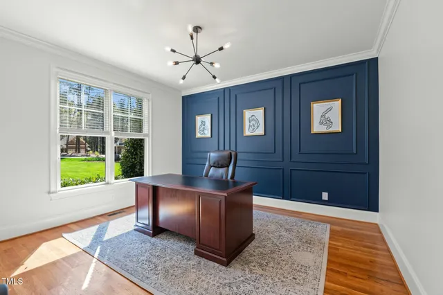 a picture of a red and white building