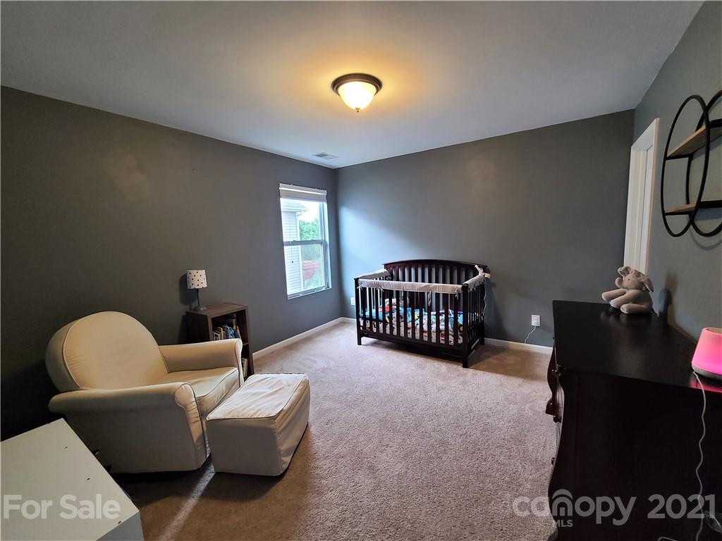 79315 Ridgehaven Road Lancaster, SC 29720 - Photo 33 of 41 a living room with furniture