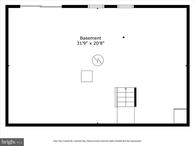 a sign that is sitting on a wall