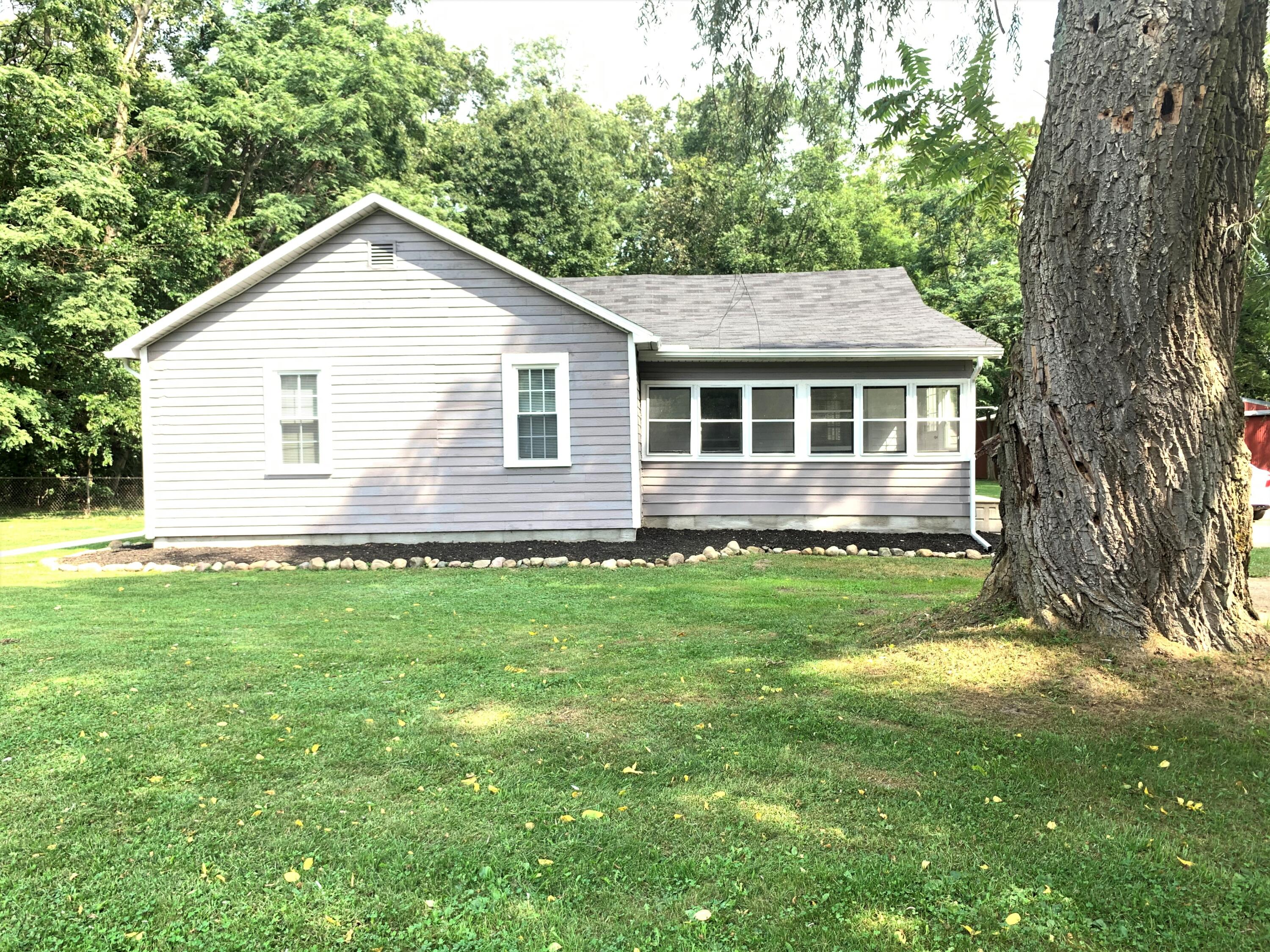 9551 Sayers Road Munith, MI 49259 - Photo 1 of 24 IMG-4477