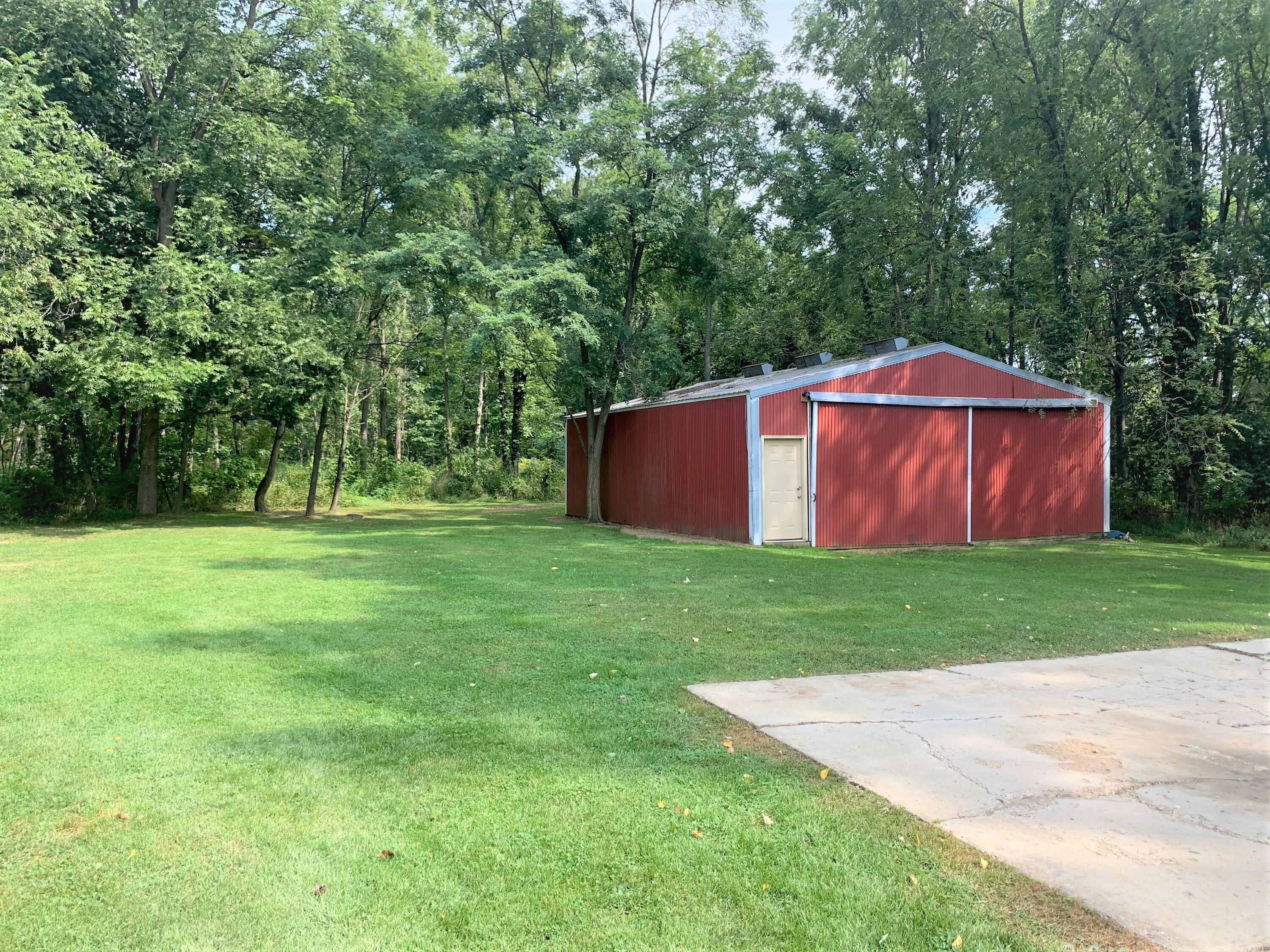 9551 Sayers Road Munith, MI 49259 - Photo 2 of 24 IMG-4462