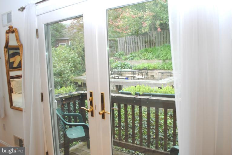 7906 Chelton Road Bethesda, MD 20814 - Photo 2 of 16 View
