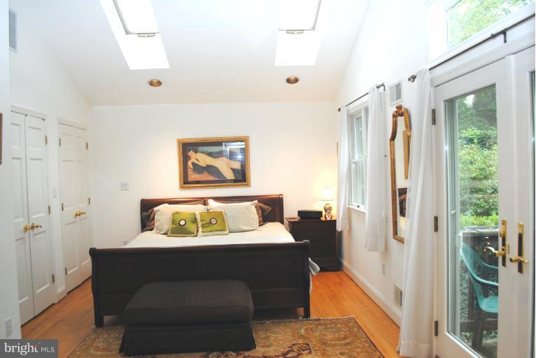 7906 Chelton Road Bethesda, MD 20814 - Photo 13 of 16 Bedroom (Master)