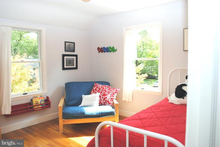 7906 Chelton Road Bethesda, MD 20814 - Photo 3 of 16 Bedroom