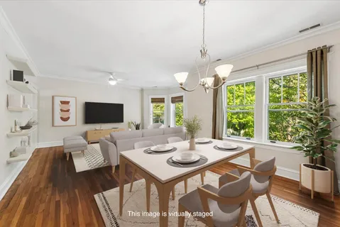 $255,000 | 125 Pleasant Street, Unit 125B, Oak Park, IL 60302