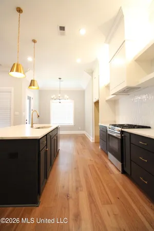 $399,000 | 4007 Bakersfield Drive, Nesbit, MS 38651