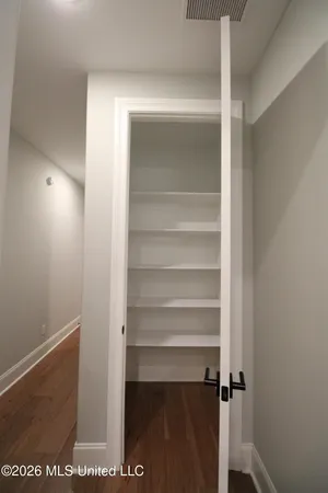 $399,000 | 4007 Bakersfield Drive, Nesbit, MS 38651