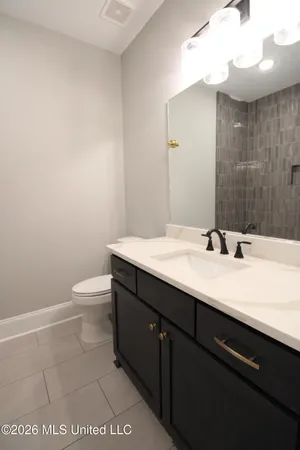 $399,000 | 4007 Bakersfield Drive, Nesbit, MS 38651