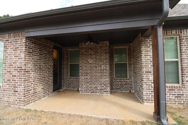 $399,000 | 4007 Bakersfield Drive, Nesbit, MS 38651