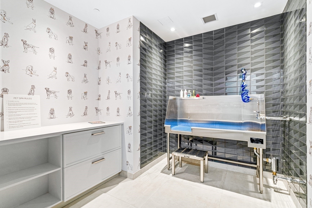 100 Shawmut Avenue, Unit 506 Boston, MA 02118 - Photo 20 of 22
