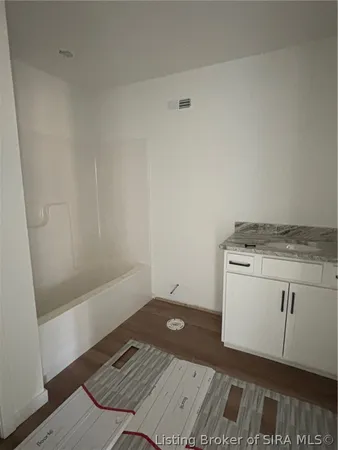 $429,900 | 2621 Vineyard Way, Unit 208, Memphis, IN 47143