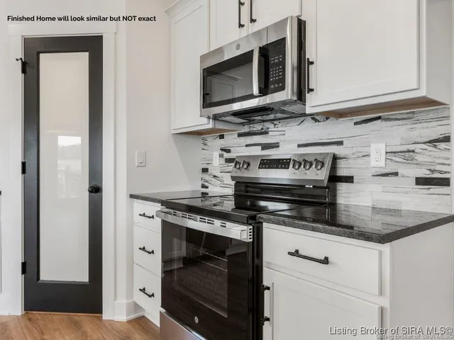 $429,900 | 2621 Vineyard Way, Memphis, IN 47143