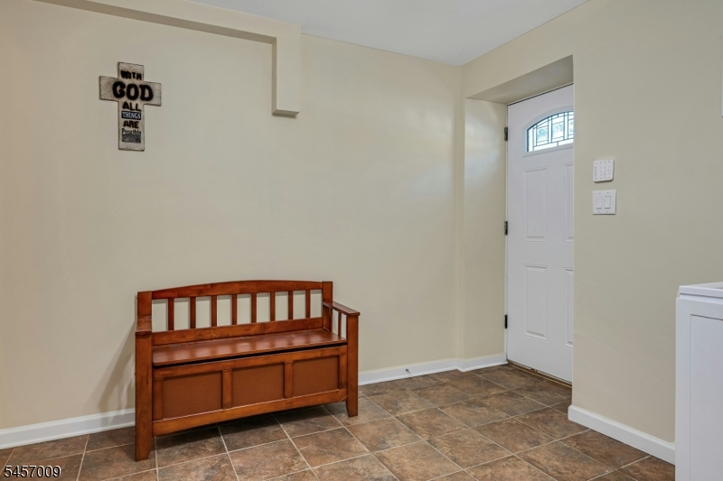 1034 Green Pond Road Newfoundland, NJ 07435 - Photo 18 of 40 Gallery Image 18