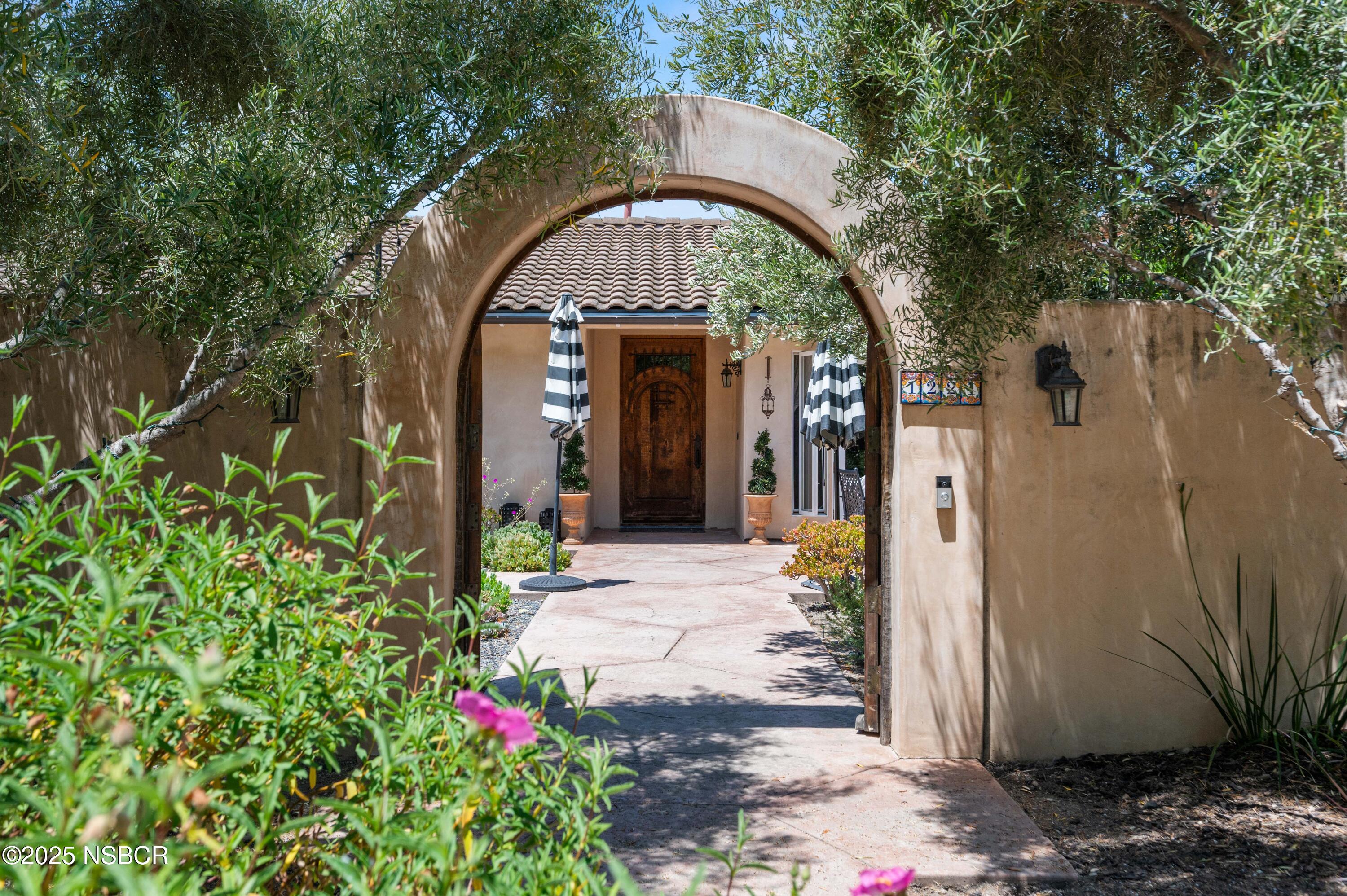 1221 N Refugio Rd Courtyard Entry