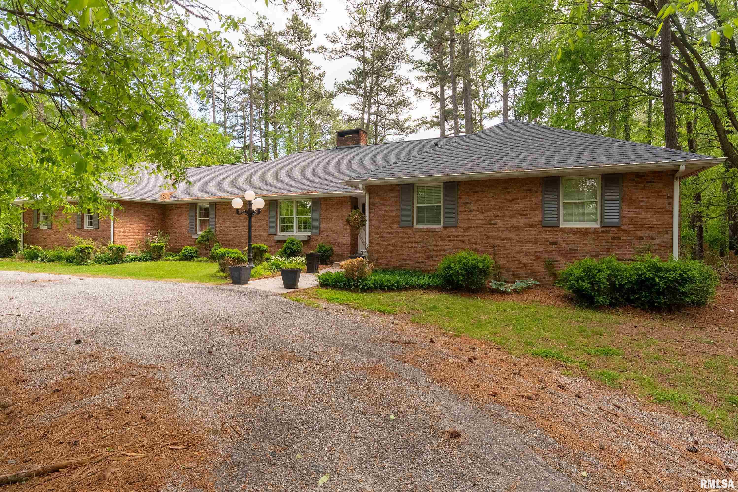 230 Blue Moon Road Carbondale, IL 62903 - Photo 9 of 62 Gallery Image 9