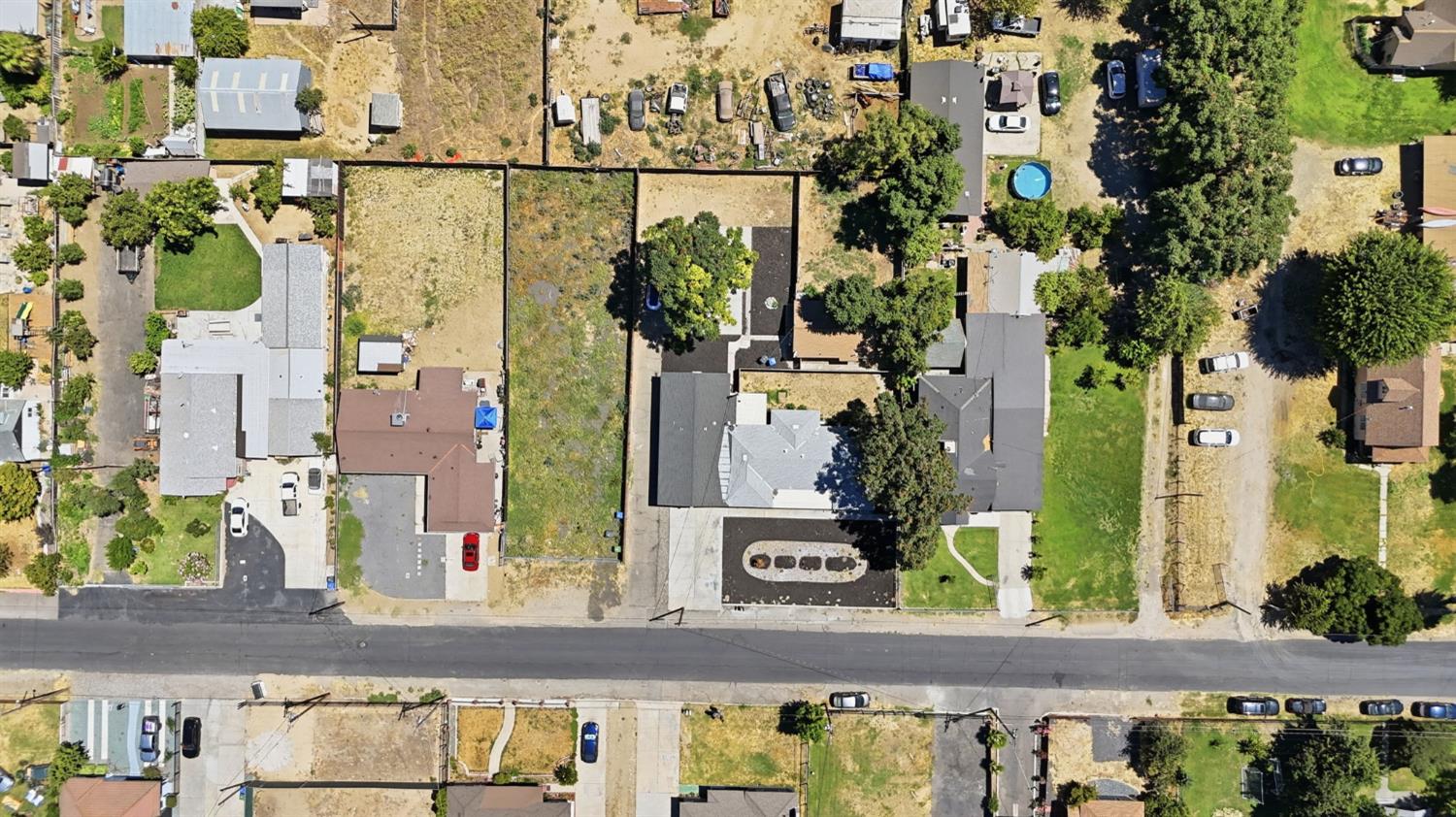 917 9th Street Turlock, CA 95380 - Photo 21 of 39