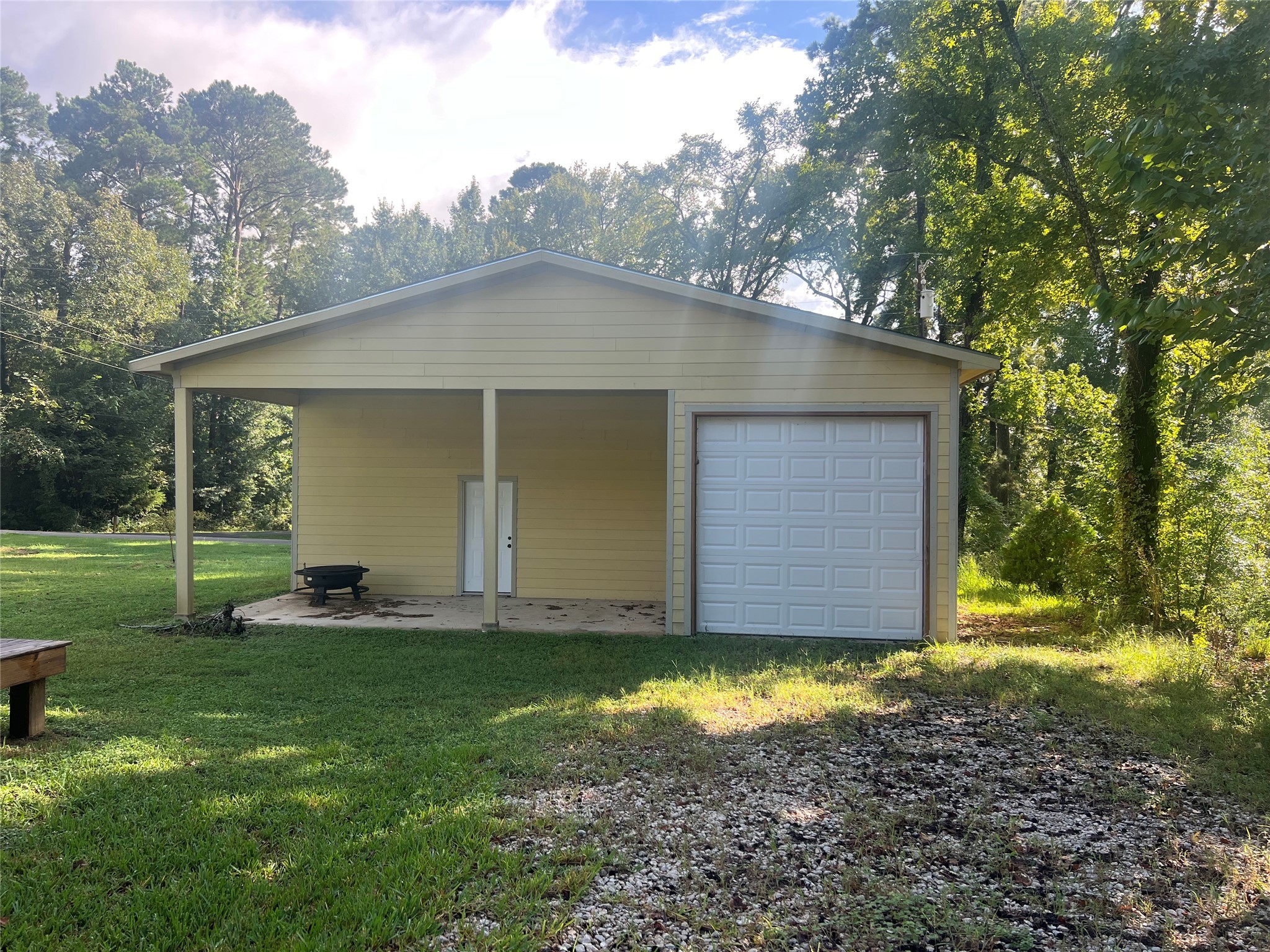 Tb Apple Tree Livingston, TX 77351 - Photo 3 of 31 a view of a backyard of the house