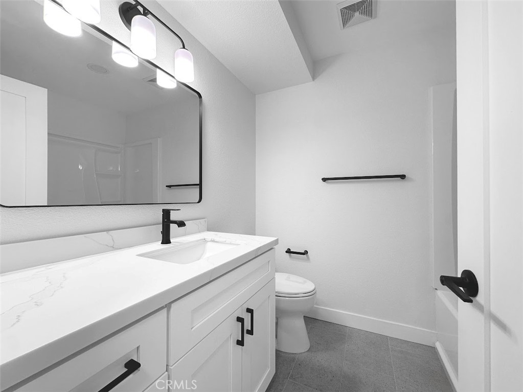 9948 Del Rio Way, Unit 98 Cypress, CA 90630 - Photo 23 of 31