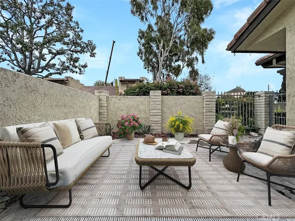 $799,900 | 9948 Del Rio Way, Unit 98, Cypress, CA 90630