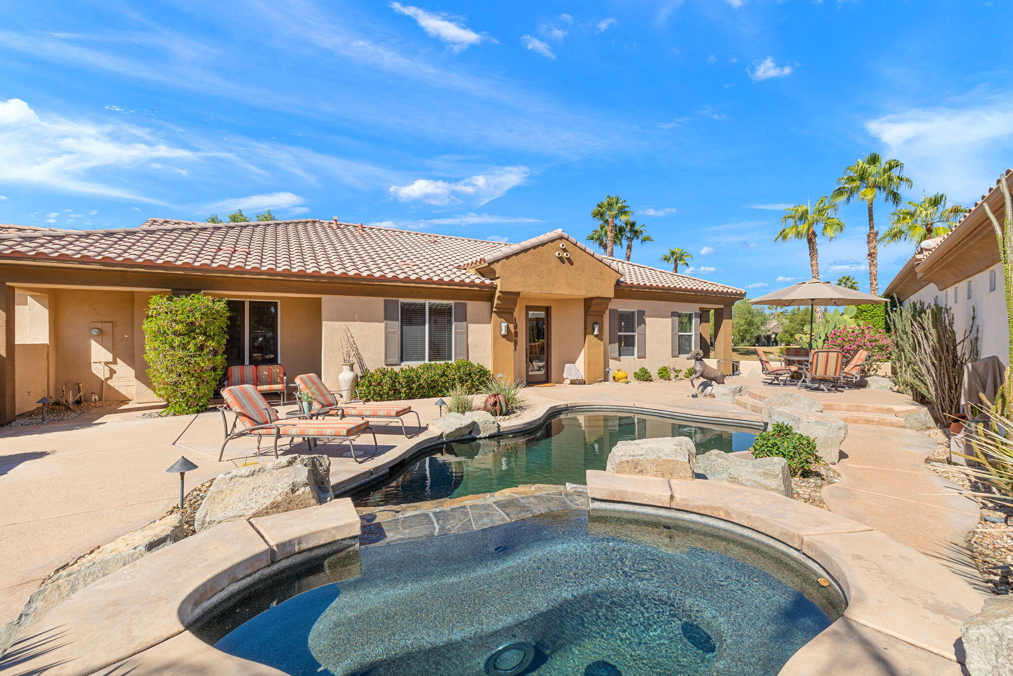 106 Lakefront Way Rancho Mirage, CA 92270 - Photo 1 of 35 pool courtyard