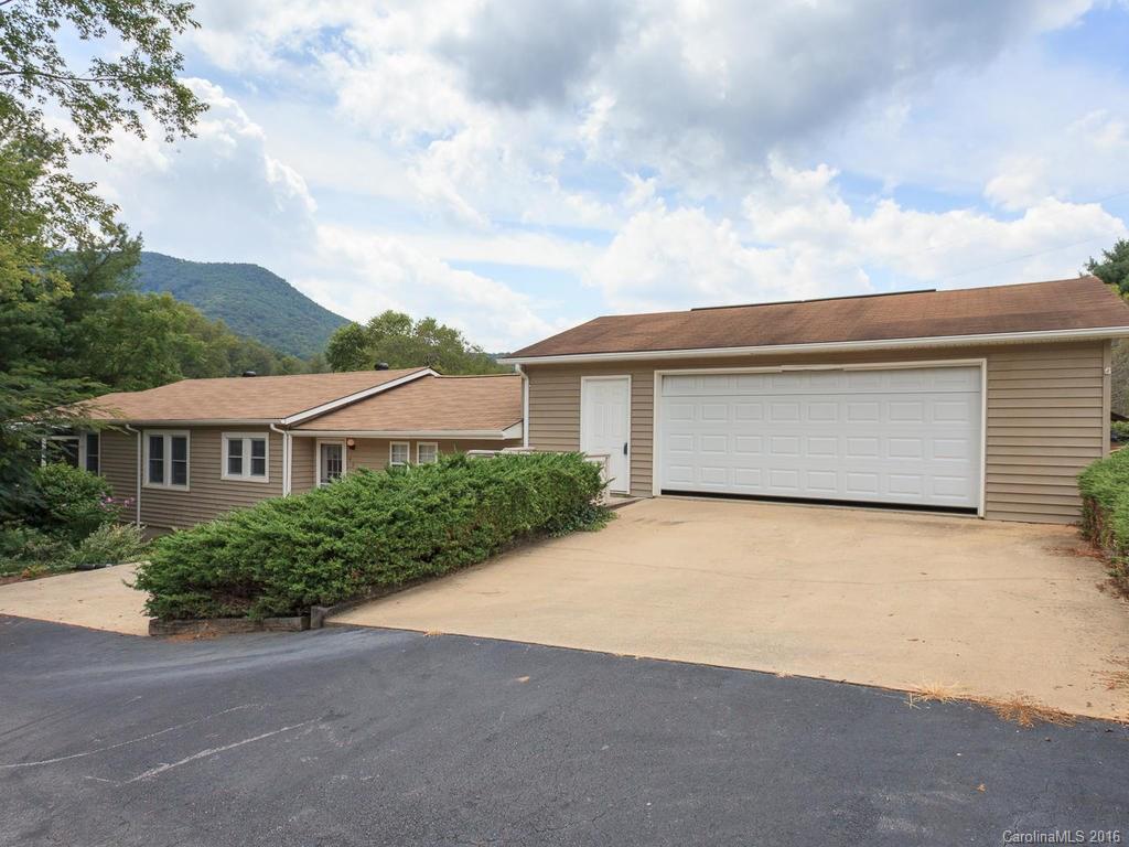 460 Reeves Cove Road Candler, NC 28715 - Photo 2 of 24 Gallery Image 2