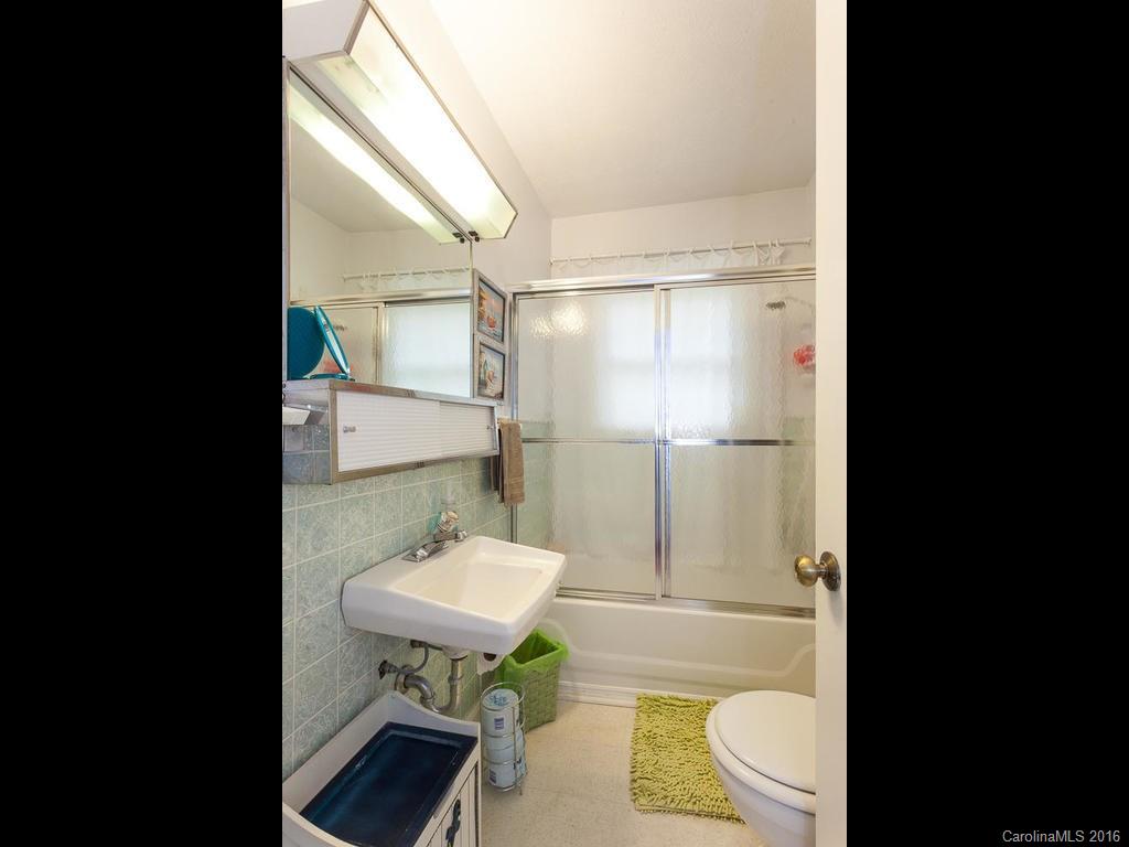 460 Reeves Cove Road Candler, NC 28715 - Photo 11 of 24 Gallery Image 11