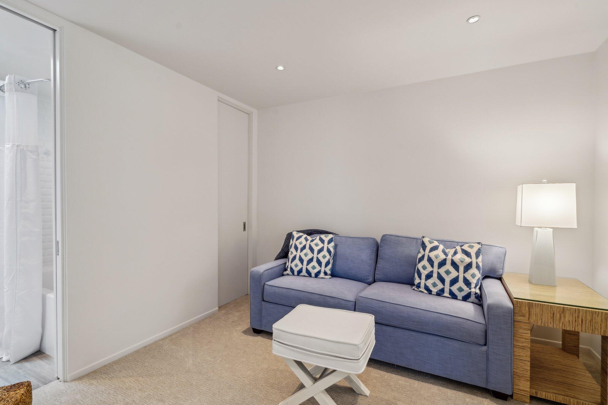 23 Park Lane Rancho Mirage, CA 92270 - Photo 44 of 57 a living room with a couch