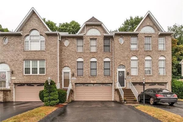 $2,100 | 3014 Estate Drive, Oakdale, PA 15071