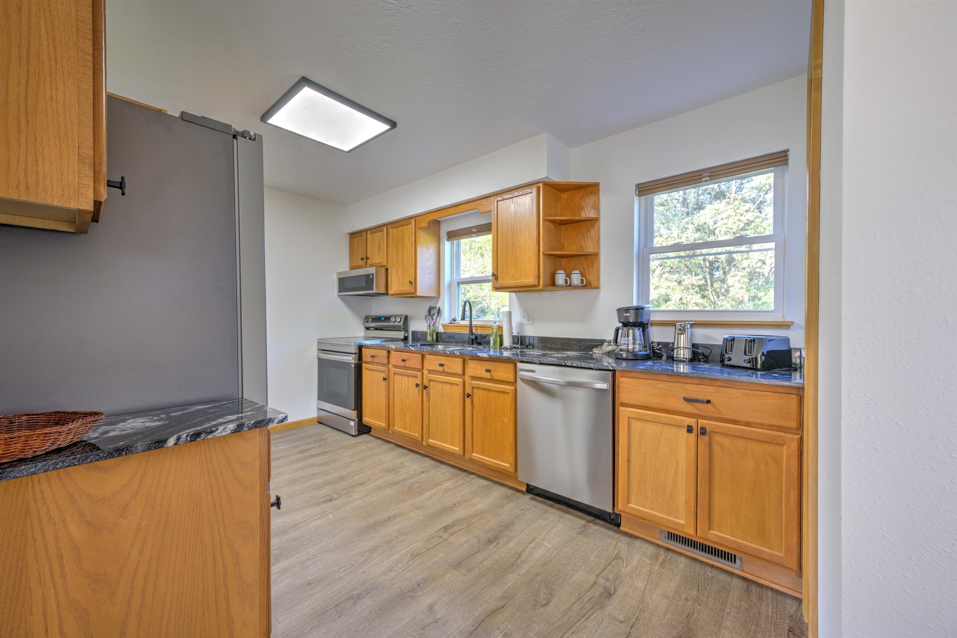 S5655 Old Lake Road Baraboo, WI 53913 - Photo 12 of 39