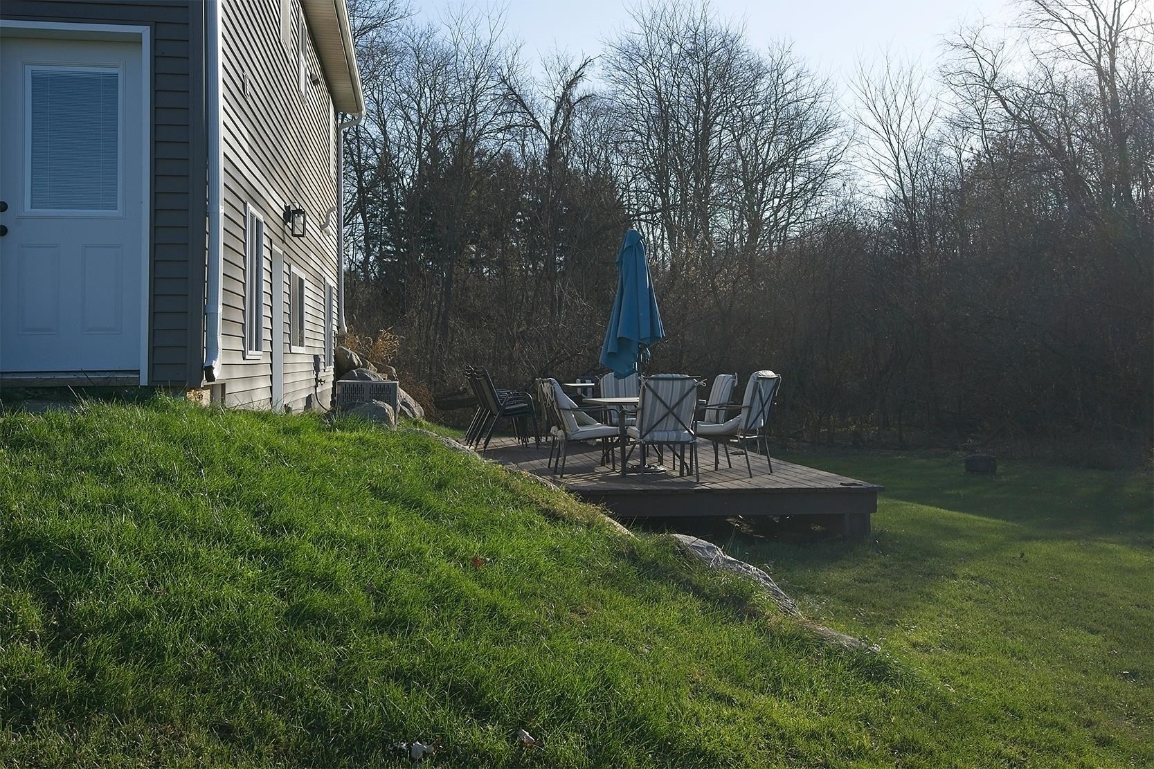 S5655 Old Lake Road Baraboo, WI 53913 - Photo 6 of 39