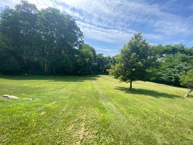 S5655 Old Lake Road Baraboo, WI 53913 - Photo 9 of 39