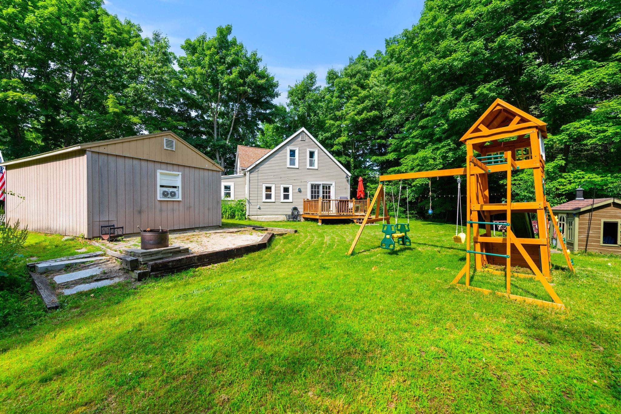 39 Newfields Road Exeter, NH 03833 - Photo 23 of 28