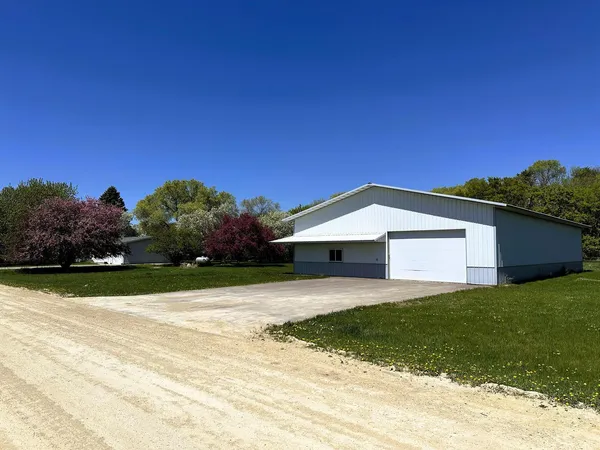 $368,000 | 8215 292nd Street East, Randolph, MN 55065