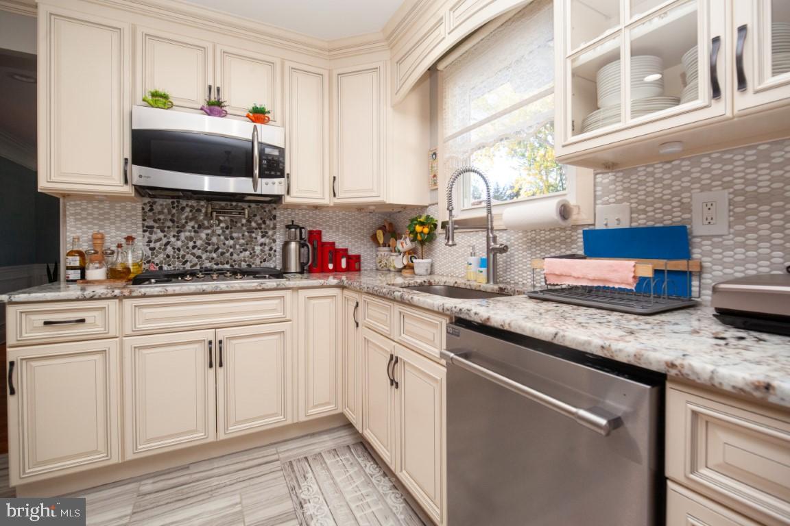 205 Regency Road Beverly, NJ 08010 - Photo 55 of 76