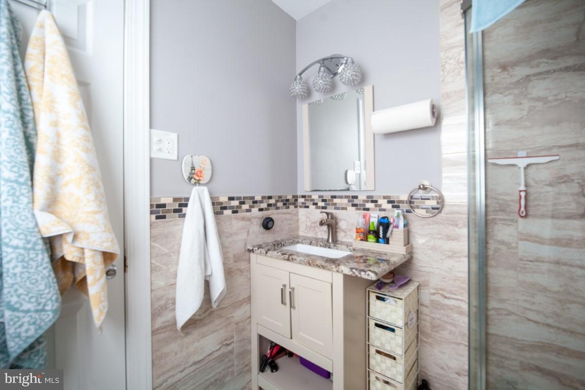 205 Regency Road Beverly, NJ 08010 - Photo 10 of 76