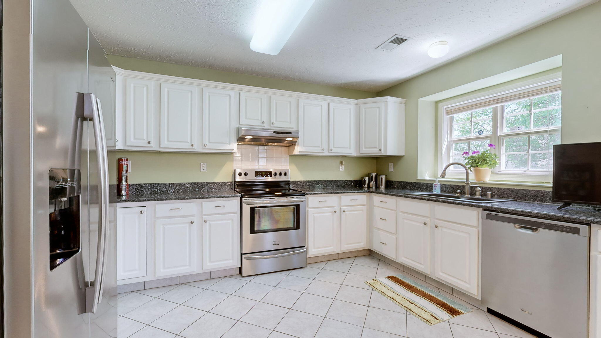 4-web-or-mls-532 Hadlow St Lexington KY