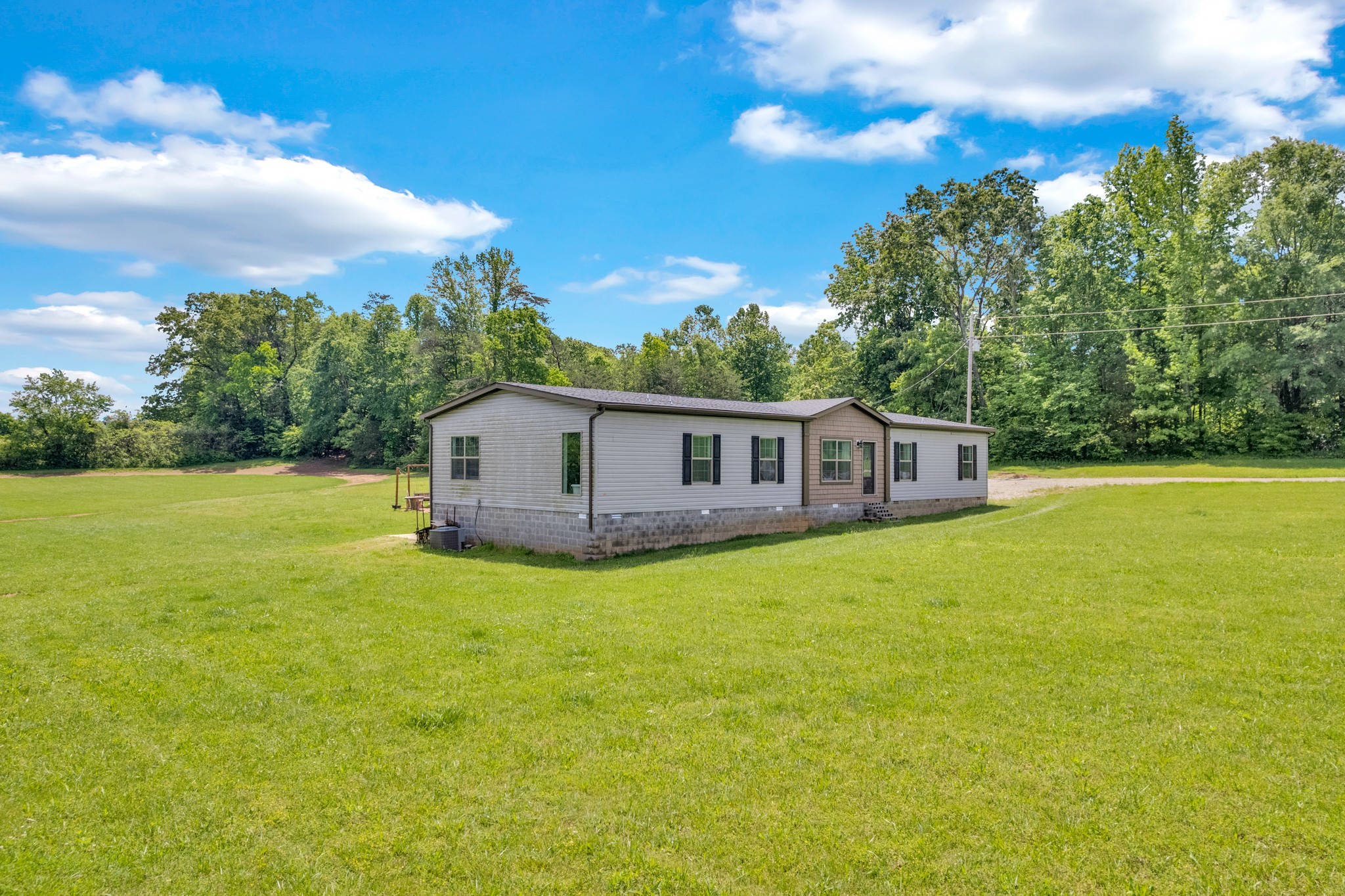 17701 Old Kentucky Road Quebeck, TN 38579 - Photo 3 of 47 Gallery Image 3