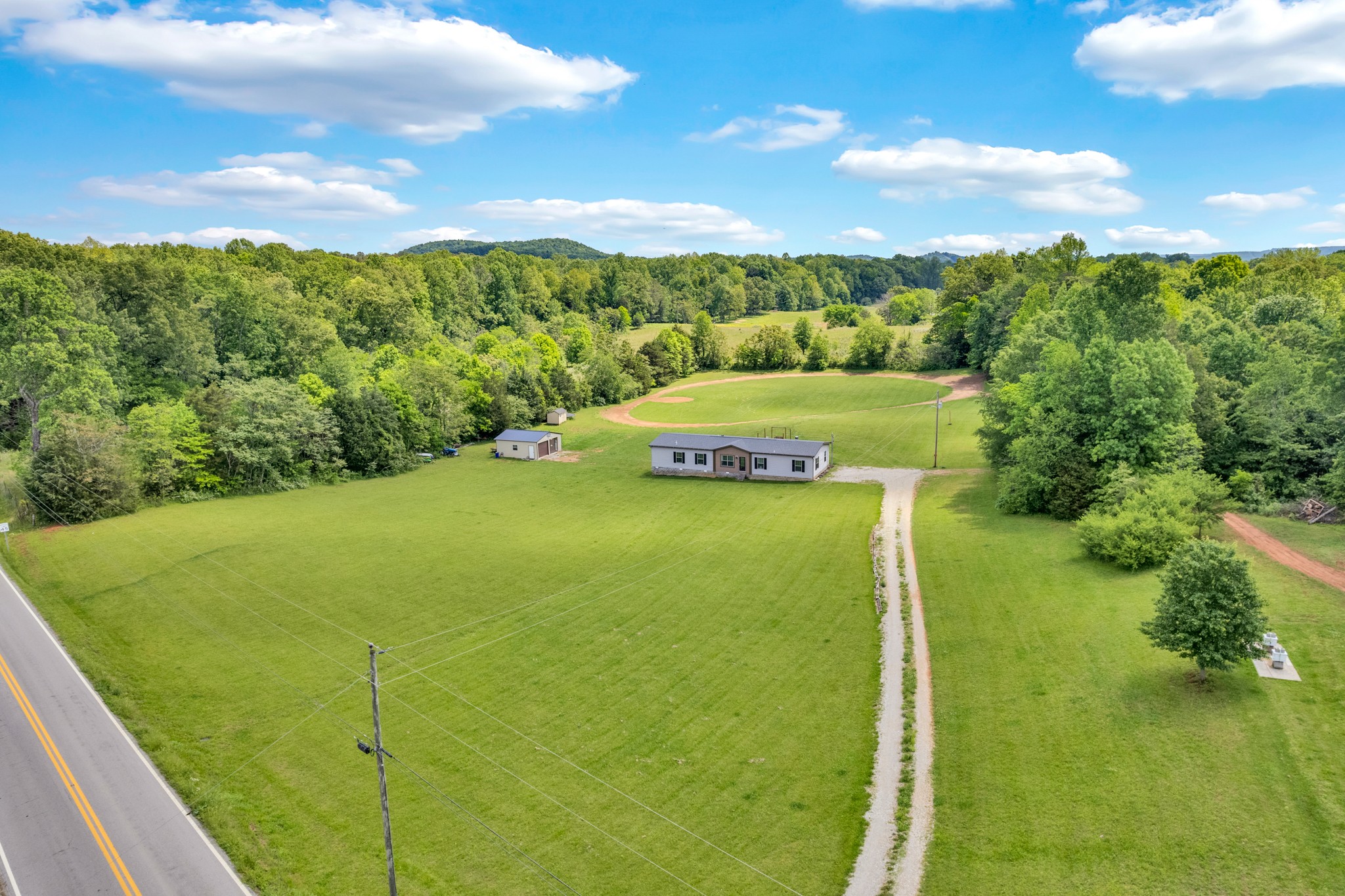 17701 Old Kentucky Road Quebeck, TN 38579 - Photo 38 of 47 Gallery Image 38