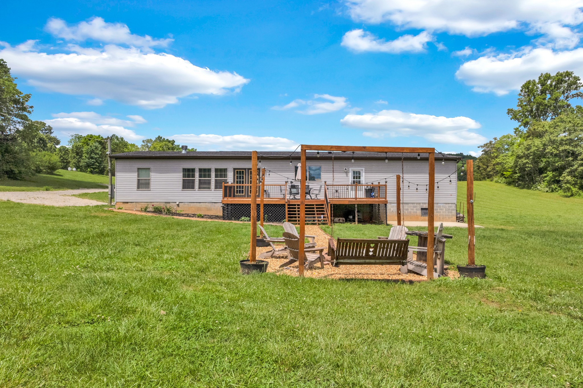 17701 Old Kentucky Road Quebeck, TN 38579 - Photo 5 of 47 Gallery Image 5